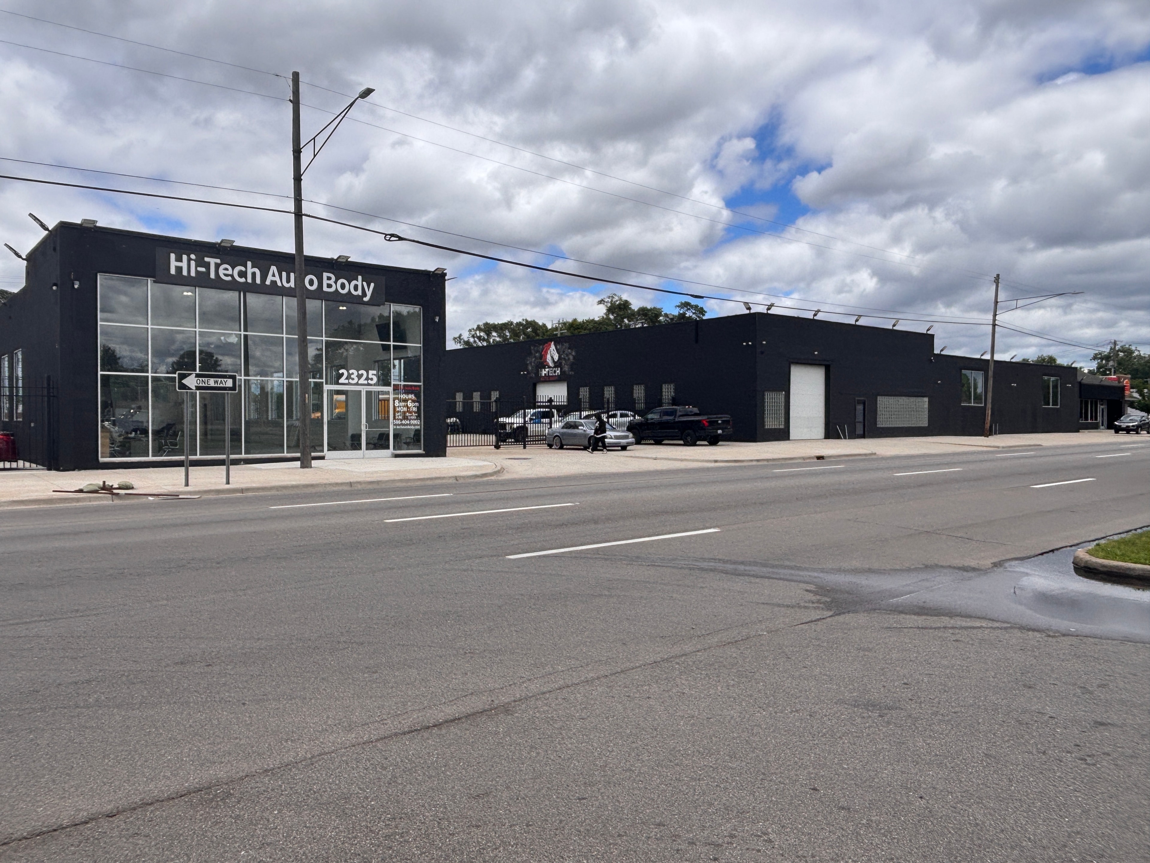 Hi-Tech Auto Body shop